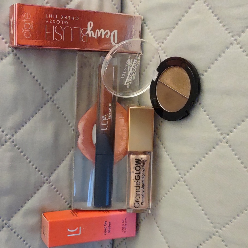 Makeup Bundle of 5 items